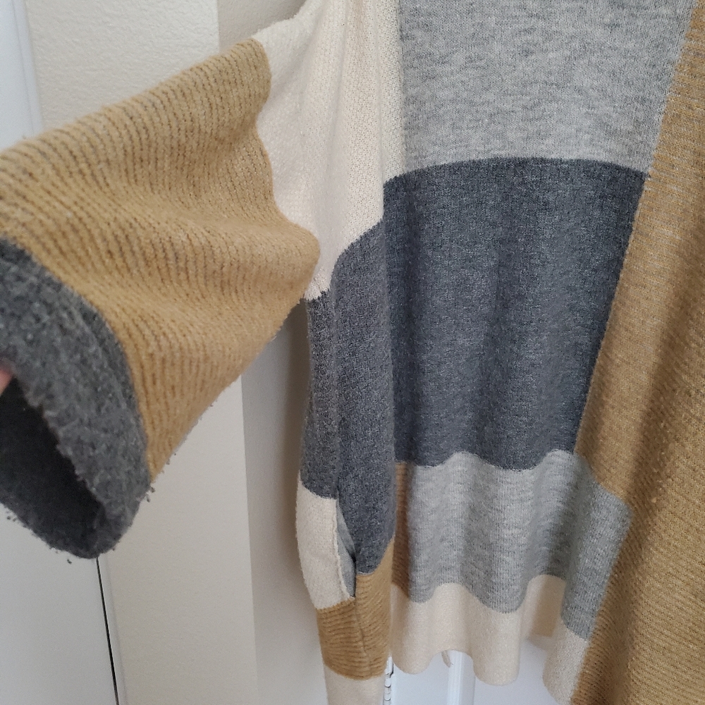 Y2K Colorblock Cardigan - Picture 6 of 13